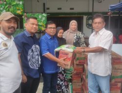 Ketua dan waka DPRD Kab. Bungo Ulurkan Bantuan untuk Korban Bencana Sumbar, Sumut dan Aceh lewat posko Peduli KBST- M Keluarga Besar Suku Tanjung.